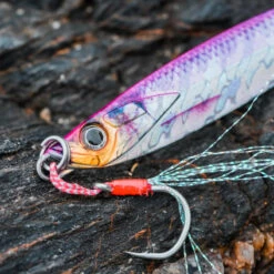 CUILLER BIASTOS 80gr ROSE HARENG Pêche Au Leurre En Mer -Fournitures De Pêche cuiller biastos 80gr rose hareng peche au leurre en mer 2